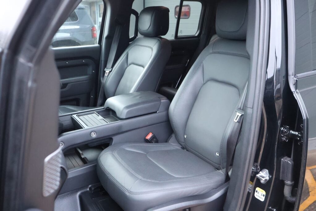 Land Rover Defender 110 P525 V8 Urban Edition  20