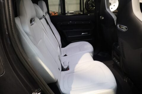 Land Rover Defender 110 2026 110 HARD TOP  HSE 350 FITTED WITH SVR SEAT FRONT AND REAR SEATS 25