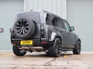 Land Rover Defender 110 2026 110 HARD TOP  HSE 350 FITTED WITH SVR SEAT FRONT AND REAR SEATS 5
