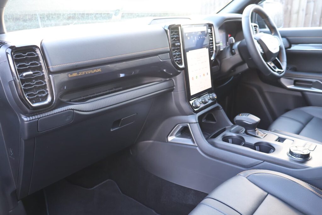 Ford Ranger BRAND NEW WILDTRAK ECOBLUE 2.0 10 SPEED AUTO STYLED BY SEEKER UK 20