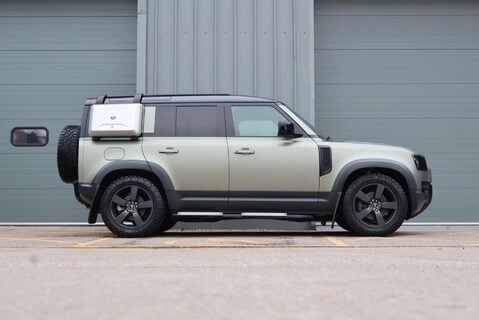 Land Rover Defender 110 P300 HSE STYLED BY SEEKER HUGE SPEC LOOKS AMAZING  PRICE MATCH OFFER  11