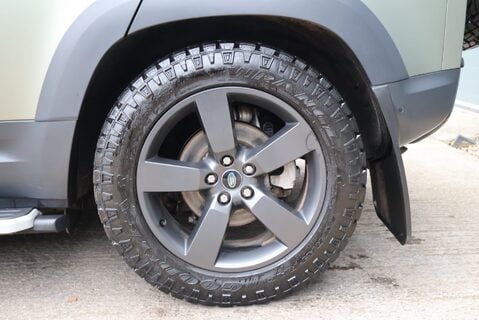 Land Rover Defender 110 P300 HSE STYLED BY SEEKER HUGE SPEC LOOKS AMAZING  PRICE MATCH OFFER  12