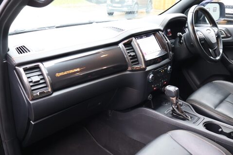 Ford Ranger WILDTRAK TDCI RARE  3.2 T8 wildtrack. Super low miles with styling  20