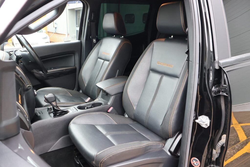 Ford Ranger WILDTRAK TDCI RARE  3.2 T8 wildtrack. Super low miles with styling  17
