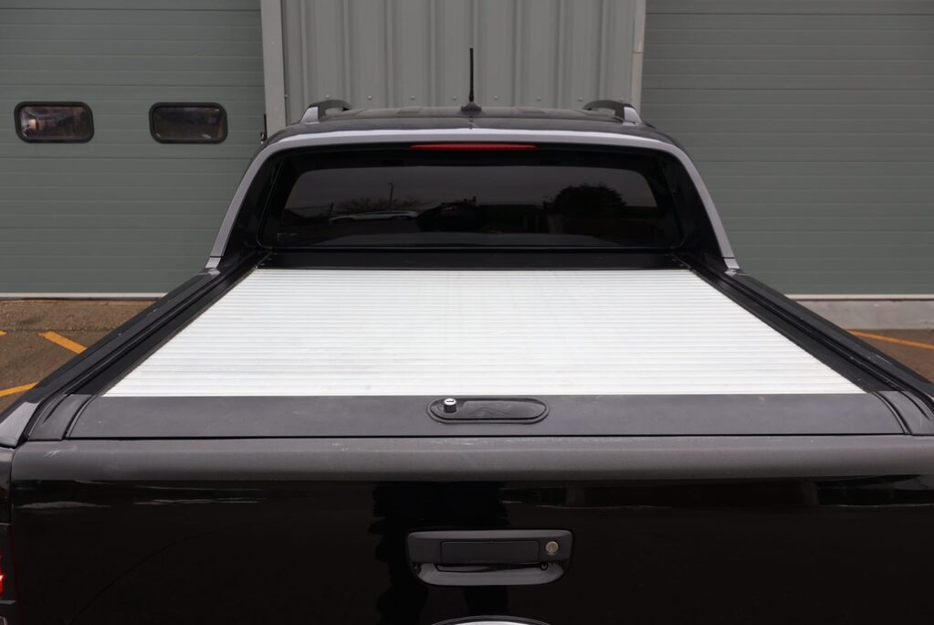 Ford Ranger WILDTRAK TDCI RARE  3.2 T8 wildtrack. Super low miles with styling  23