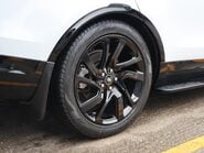 Land Rover Discovery R-DYNAMIC SE MHEV In RARE PEARL WHITE BLACK ROOF AND REAR SEATS  LOW MILES  11