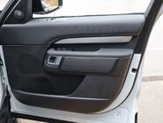 Land Rover Discovery R-DYNAMIC SE MHEV In RARE PEARL WHITE BLACK ROOF AND REAR SEATS  LOW MILES  14