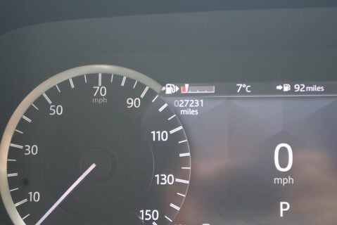 Land Rover Discovery R-DYNAMIC SE MHEV In RARE PEARL WHITE BLACK ROOF AND REAR SEATS  LOW MILES  25