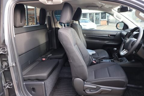 Toyota Hilux ACTIVE 4WD D-4D ECB King cab Commercial styled by Seeker Uk 19