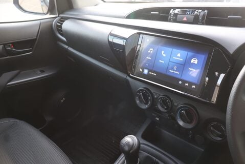 Toyota Hilux ACTIVE 4WD D-4D ECB King cab Commercial styled by Seeker Uk 22