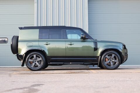 Land Rover Defender 110 75 reg   HARD TOP X-DYNAMIC 350 HSE seeker styled genuine rear seat fitted 9