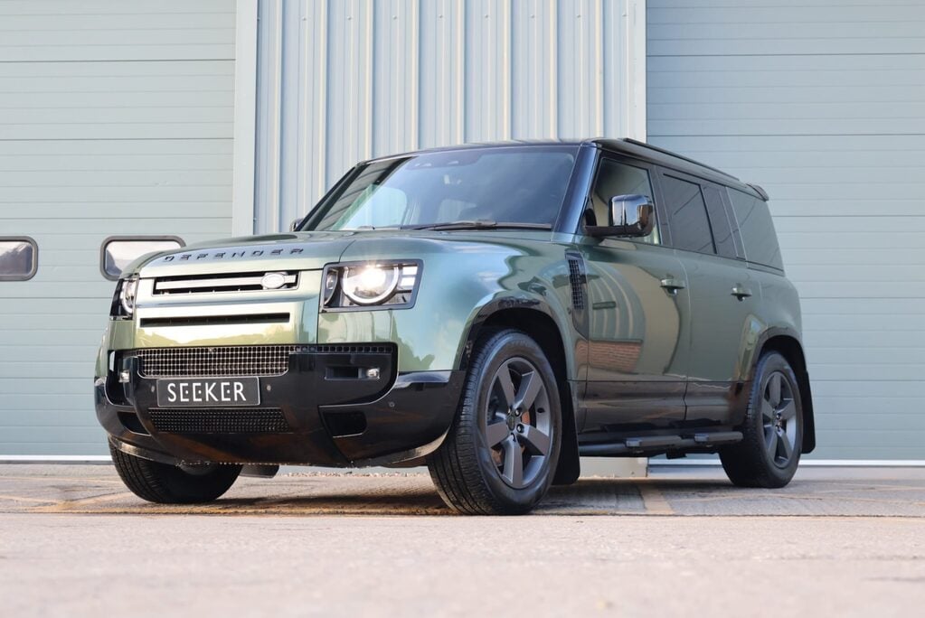 Land Rover Defender 110 75 reg   HARD TOP X-DYNAMIC 350 HSE seeker styled genuine rear seat fitted 1