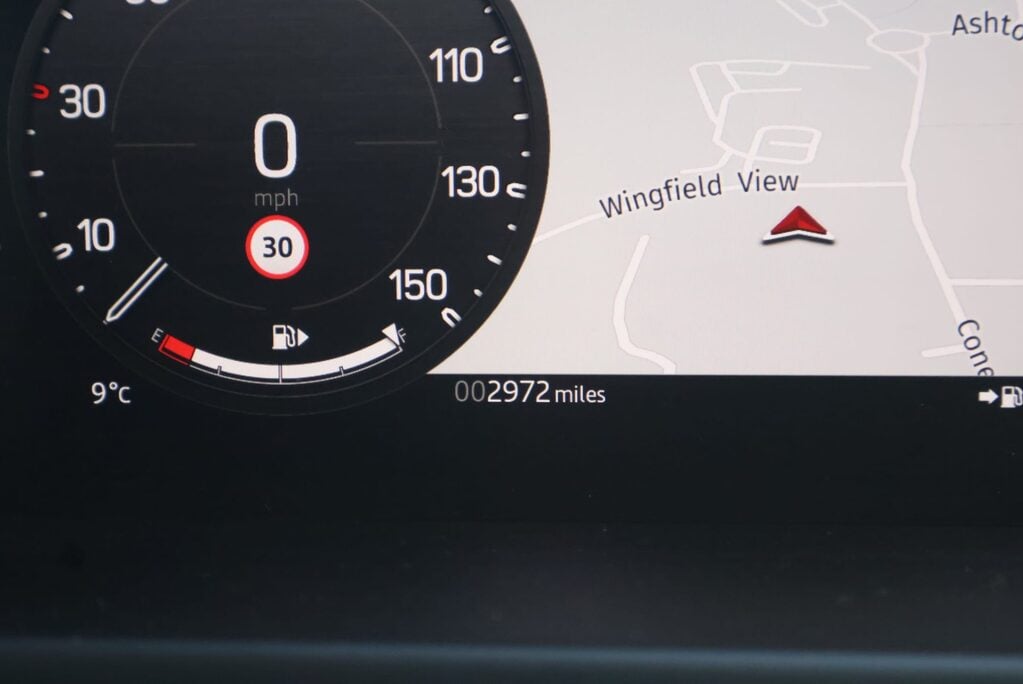 Land Rover Defender 110 75 reg   HARD TOP X-DYNAMIC 350 HSE seeker styled genuine rear seat fitted 24