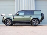 Land Rover Defender 110 75 reg   HARD TOP X-DYNAMIC 350 HSE seeker styled genuine rear seat fitted 8