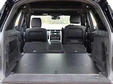 Rear seat conversion for Land Rover Discovery 5 Commercial vehicle 3
