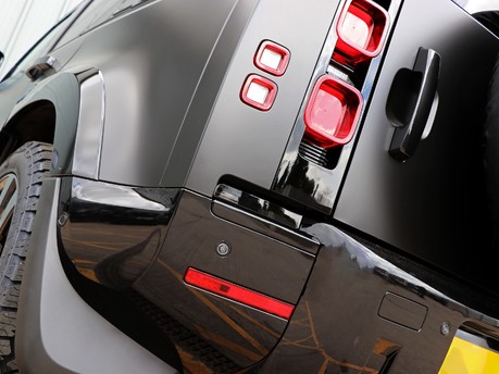 Our PPF Matte Land Rover Defender 110 boasts exquisite style and durability  13