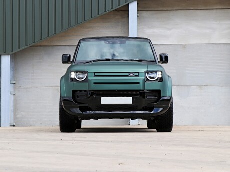 With bold looks and unstoppable spirit, our matte pine wrapped Land Rover Defender with Porsche Gold alloys and vintage tan leather interior has arrived 3