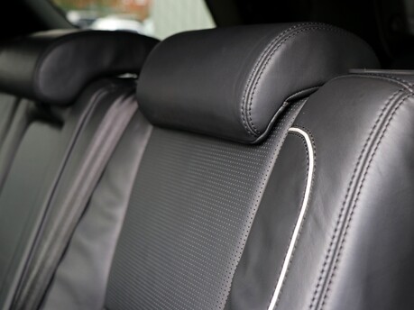 New from SEEKER UK, genuine Land Rover rear seat conversion for the Discovery 5, HSE trim with cream piping 7