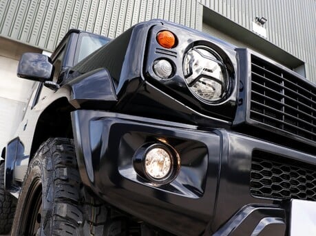 Enhance Your Suzuki Jimny with SEEKER UK’s Ultimate Styling Package