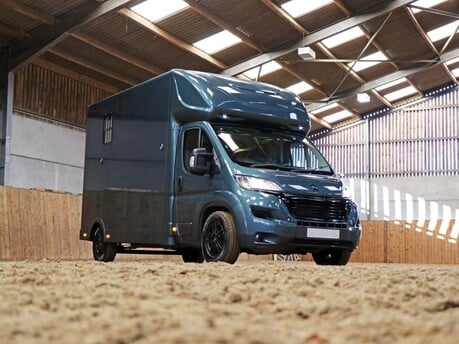 Seeker Horseboxes 3.5 and 4.5 tonne from £34950 Plus vat-New build stallion partitions