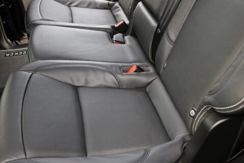 2025 Land Cruiser Commercial 10