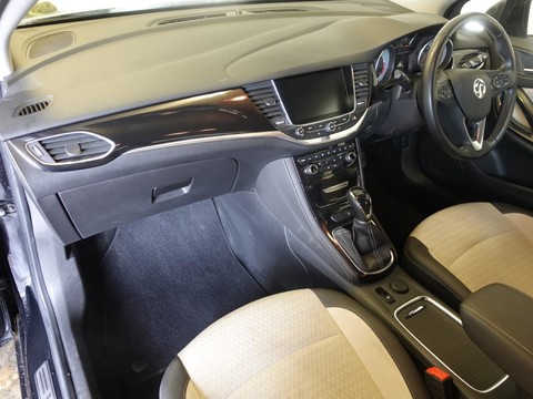 Vauxhall Astra 1.4i Turbo Elite Nav Euro 6 5dr 12