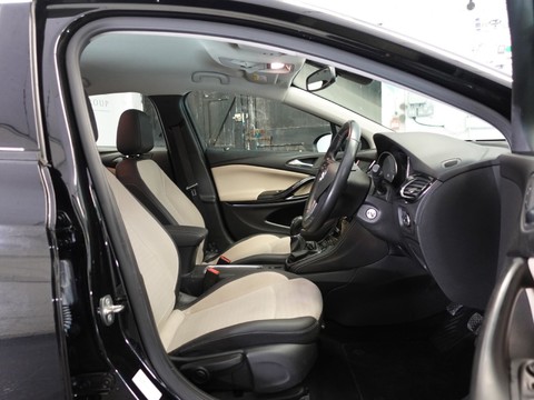 Vauxhall Astra 1.4i Turbo Elite Nav Euro 6 5dr 13