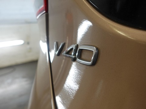 Volvo V40 1.6 D2 Lux Nav Euro 5 (s/s) 5dr 5