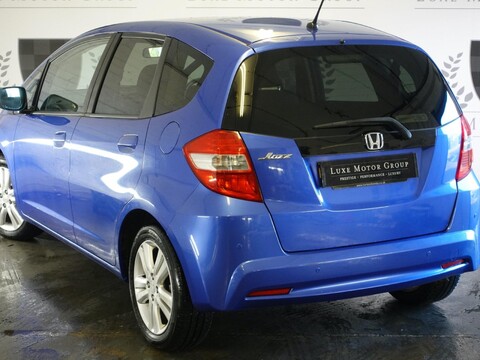 Honda Jazz 1.4 i-VTEC ES Plus CVT Euro 5 5dr 5