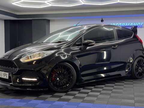 Ford Fiesta ST-3 4