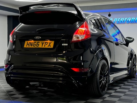 Ford Fiesta ST-3 16