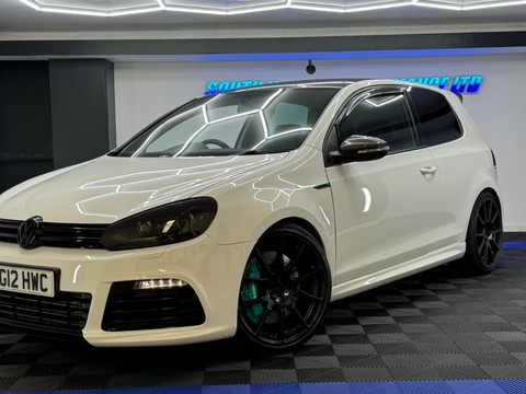 Volkswagen Golf R DSG 3