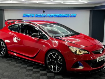 Vauxhall Astra GTC VXR