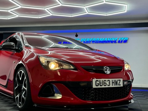 Vauxhall Astra GTC VXR 3