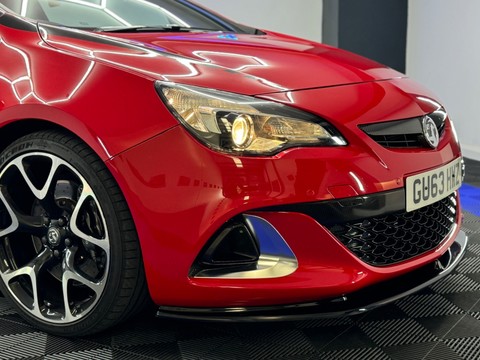 Vauxhall Astra GTC VXR 7