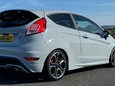 Ford Fiesta ST200 11