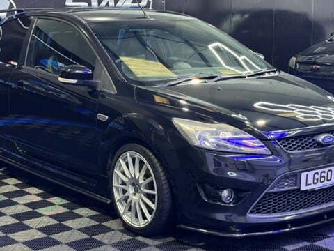 Ford Focus ST-3 12