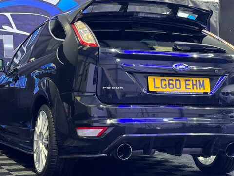 Ford Focus ST-3 32