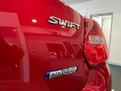 Suzuki Swift SZ-T DUALJET MHEV 6