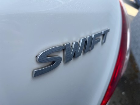 Suzuki Swift SZ4 7