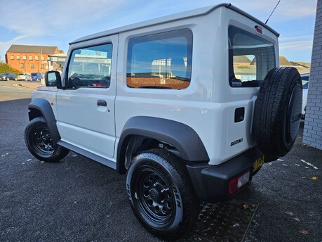 Suzuki Jimny ALLGRIP 4