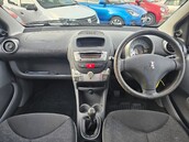 Peugeot 107 URBAN 15