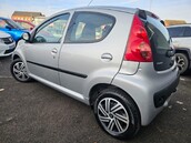 Peugeot 107 URBAN 4