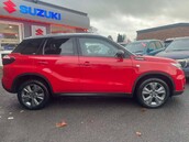 Suzuki Vitara SZ-T MHEV 6