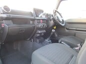 Suzuki Jimny SZ5 17
