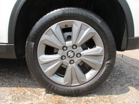 Suzuki Vitara SZ-T BOOSTERJET MHEV 10