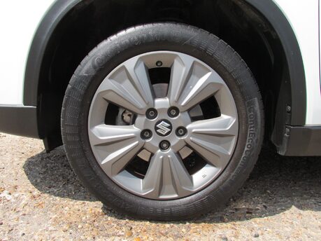 Suzuki Vitara SZ-T BOOSTERJET MHEV 11