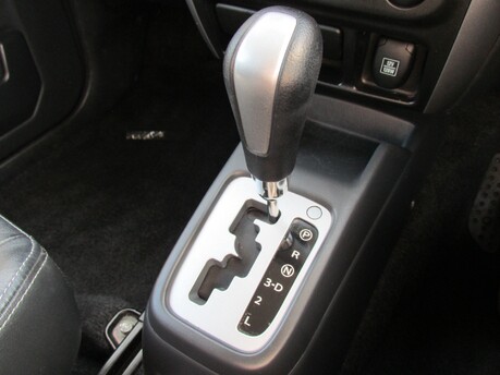 Suzuki Jimny SZ4 20