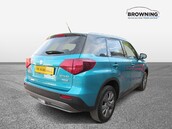 Suzuki Vitara SZ-T BOOSTERJET MHEV 8