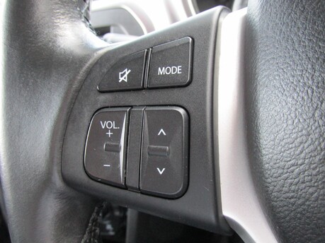 Suzuki Vitara SZ-T BOOSTERJET MHEV 18